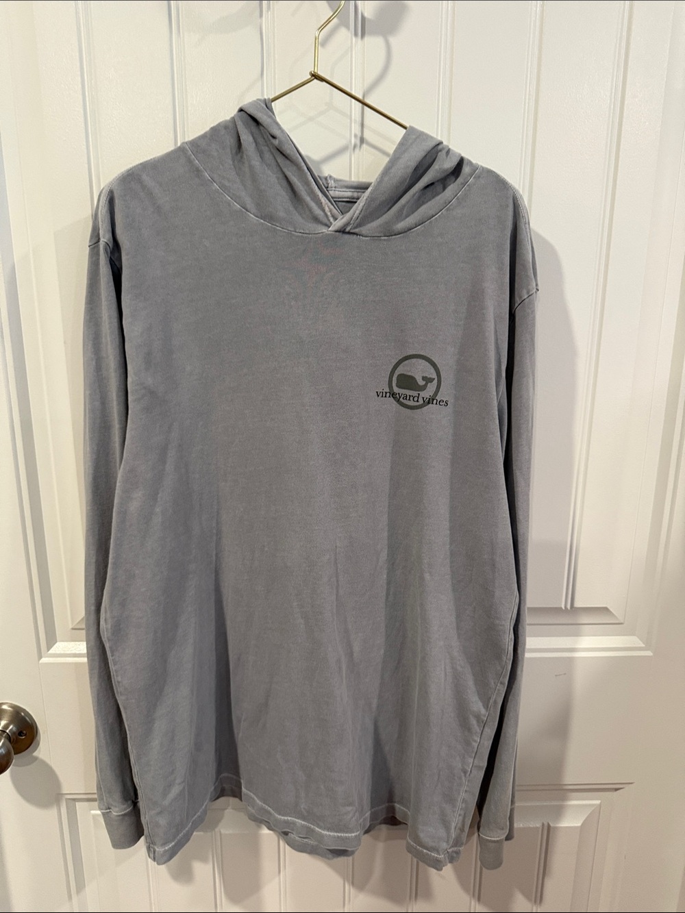 Vineyard Vines Men's Gray Crewneck Hoodie with Whale Logo